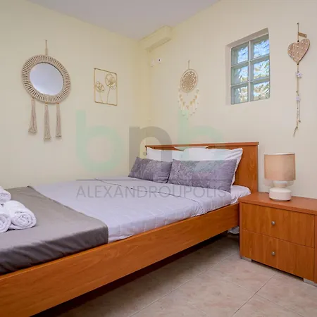 Dikella 3 Bdr Summer House בית נופש *