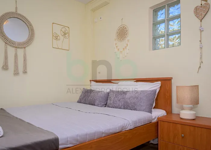 Dikella 3 Bdr Summer House *