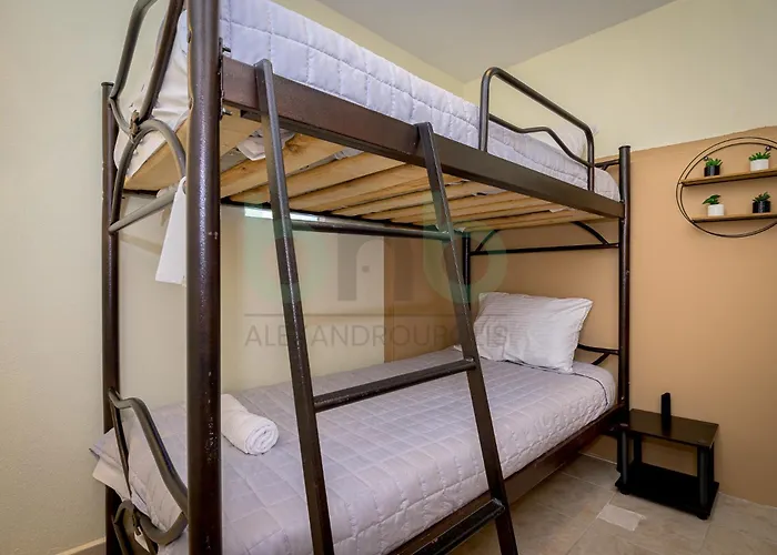 Dikella 3 Bdr Summer House